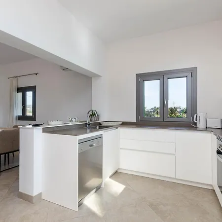 וילה Yourhouse Goet, With Private Pool *