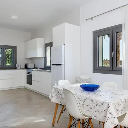 וילה Yourhouse Goet, With Private Pool סה פובלה