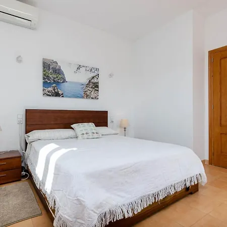 וילה Yourhouse Goet, With Private Pool סה פובלה